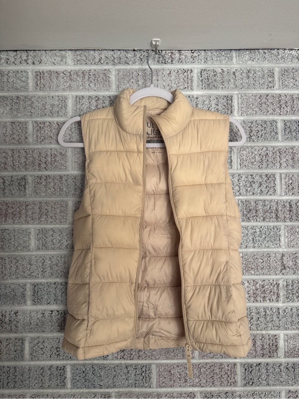 Love Tree Cream Ultra Light Packable Quilted Puffer Vest